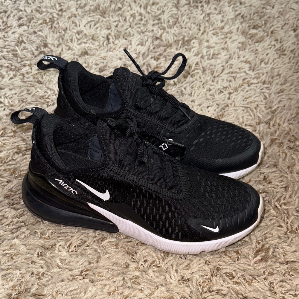 Black Nike Air 270 Sneakers 6 Youth